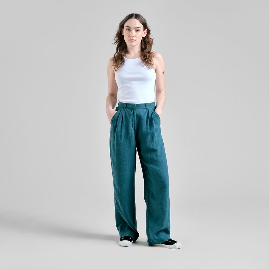 Vickleby Linen Pants in Mediterranea Green - Image 2