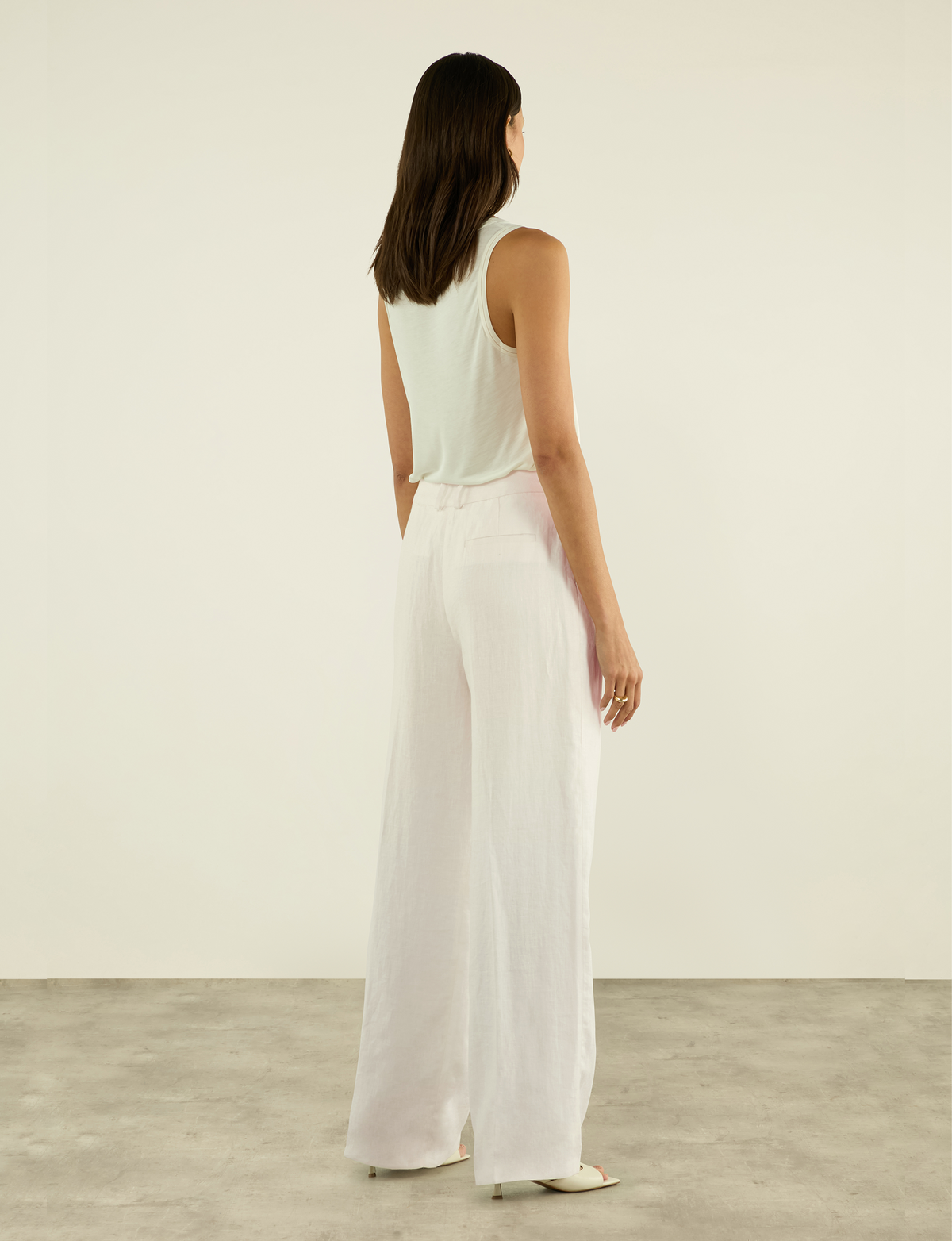 Linen Rampling High Waisted Wide Leg Trouser in Ivory - Image 4