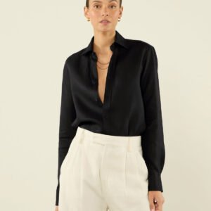 Boyfriend Linen Button Down Shirt in Black