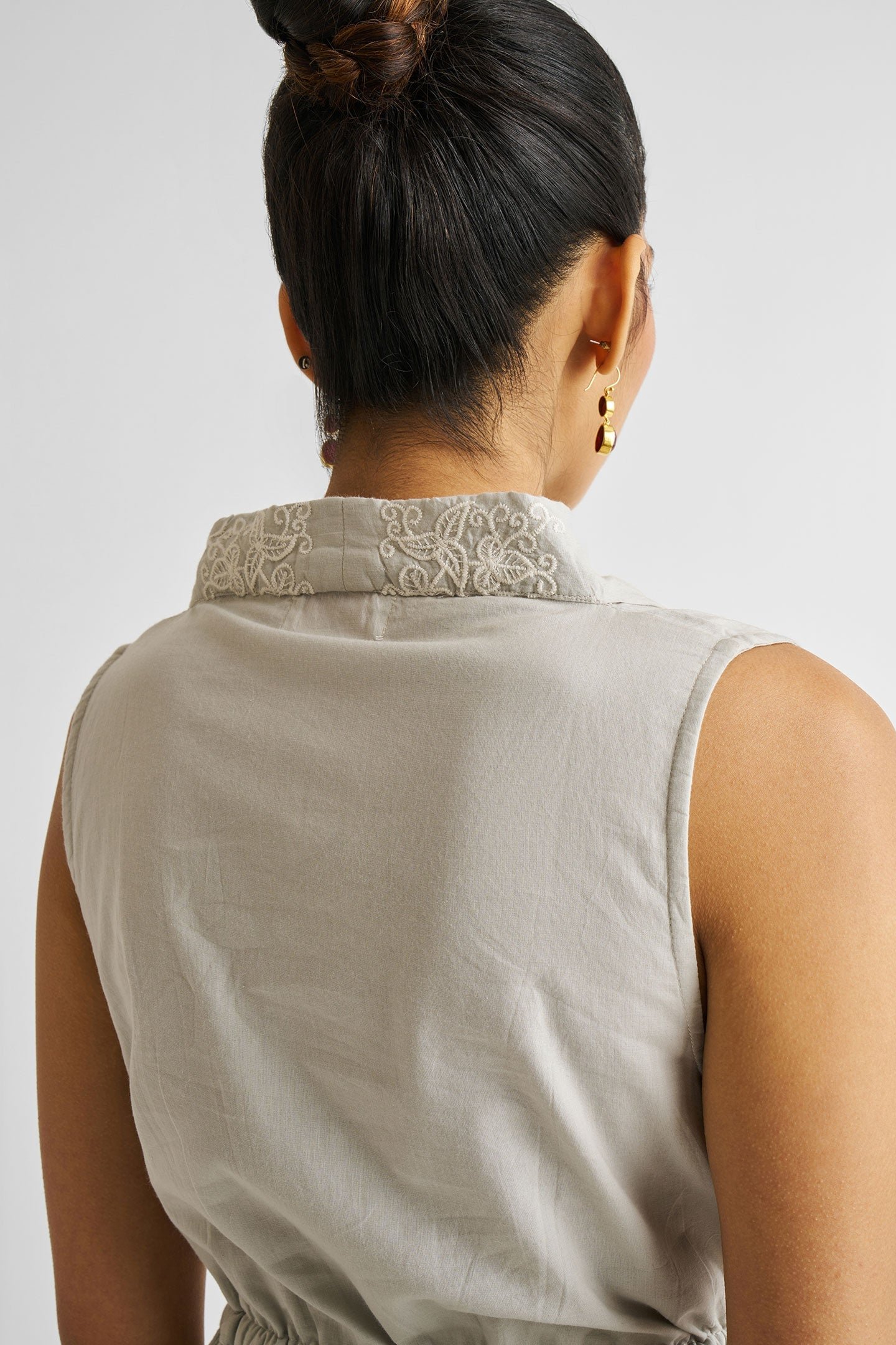 Embroidered Drawstring Gathered Dress - Image 3