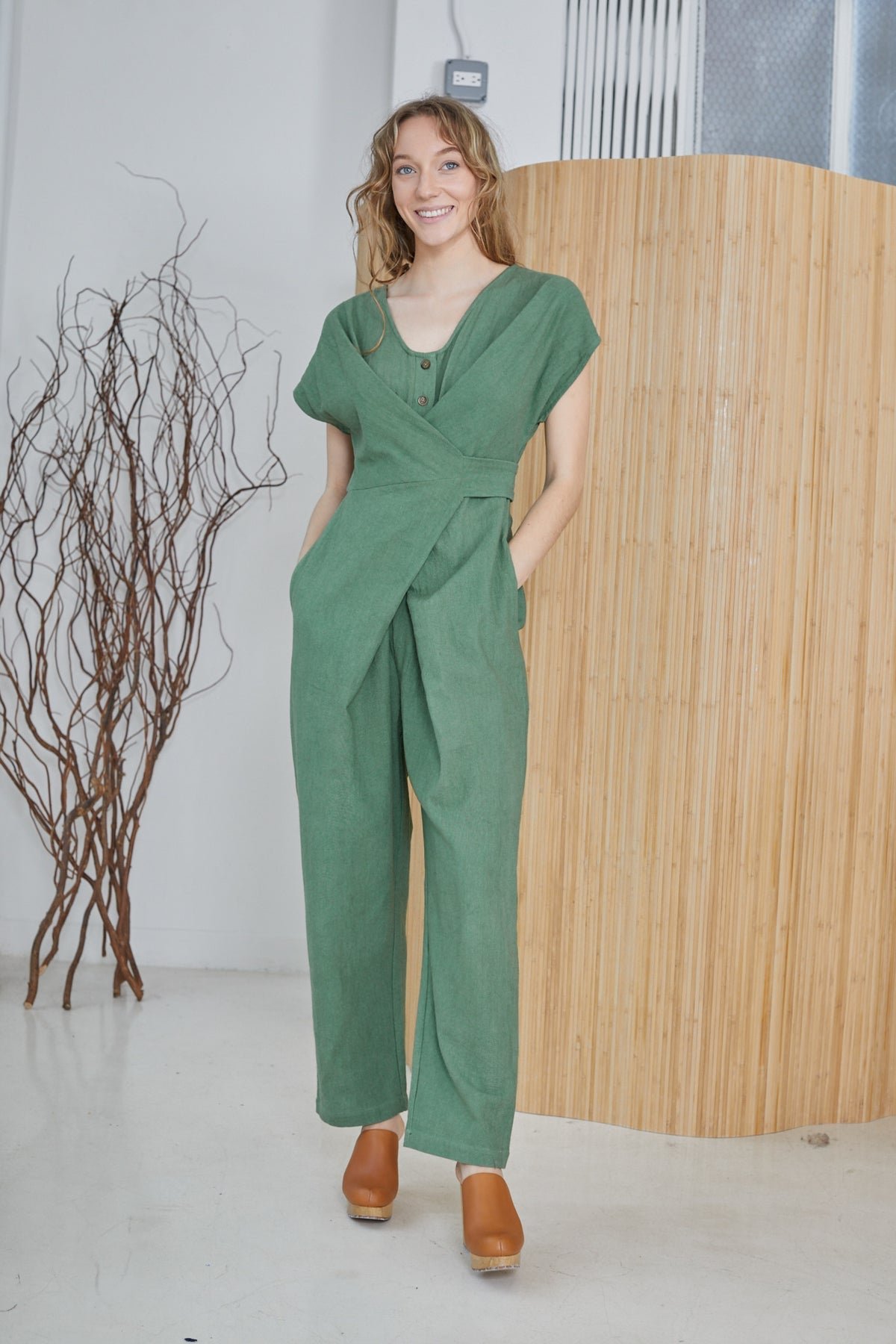 Venus Wrapped Jumpsuit in Cotton and Linen- Black - Image 5