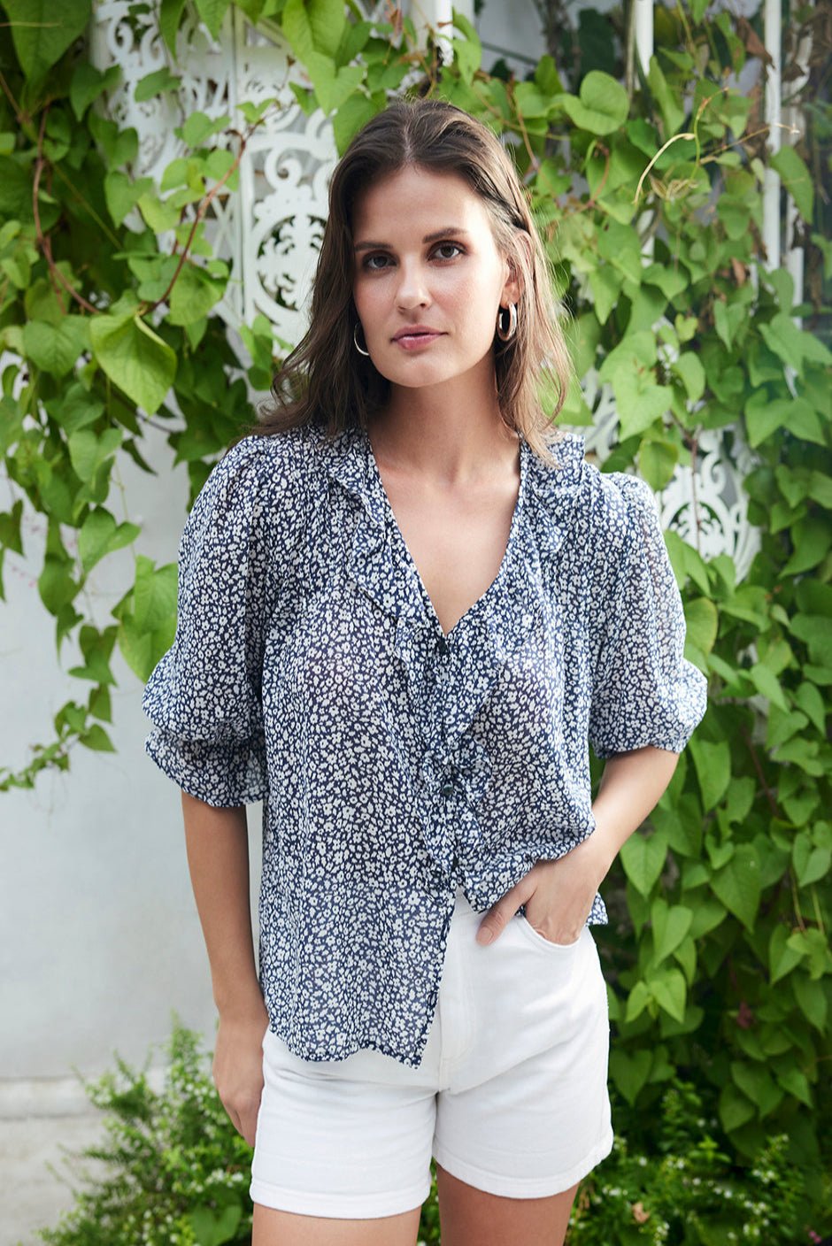 Chloe Shirt in Navy Vintage Bloom - Image 2