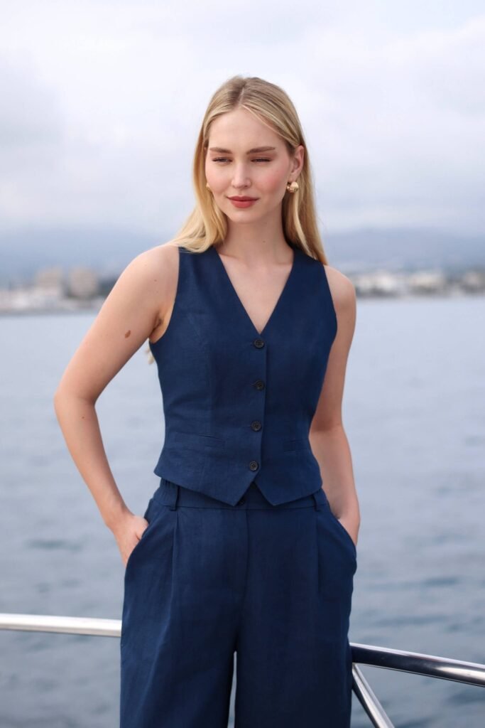 Adele Vest in Navy