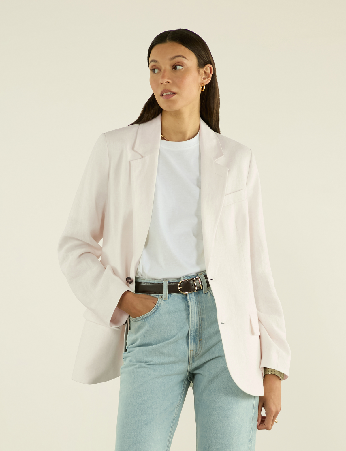 Linen Hutton Blazer in Navy - Image 5