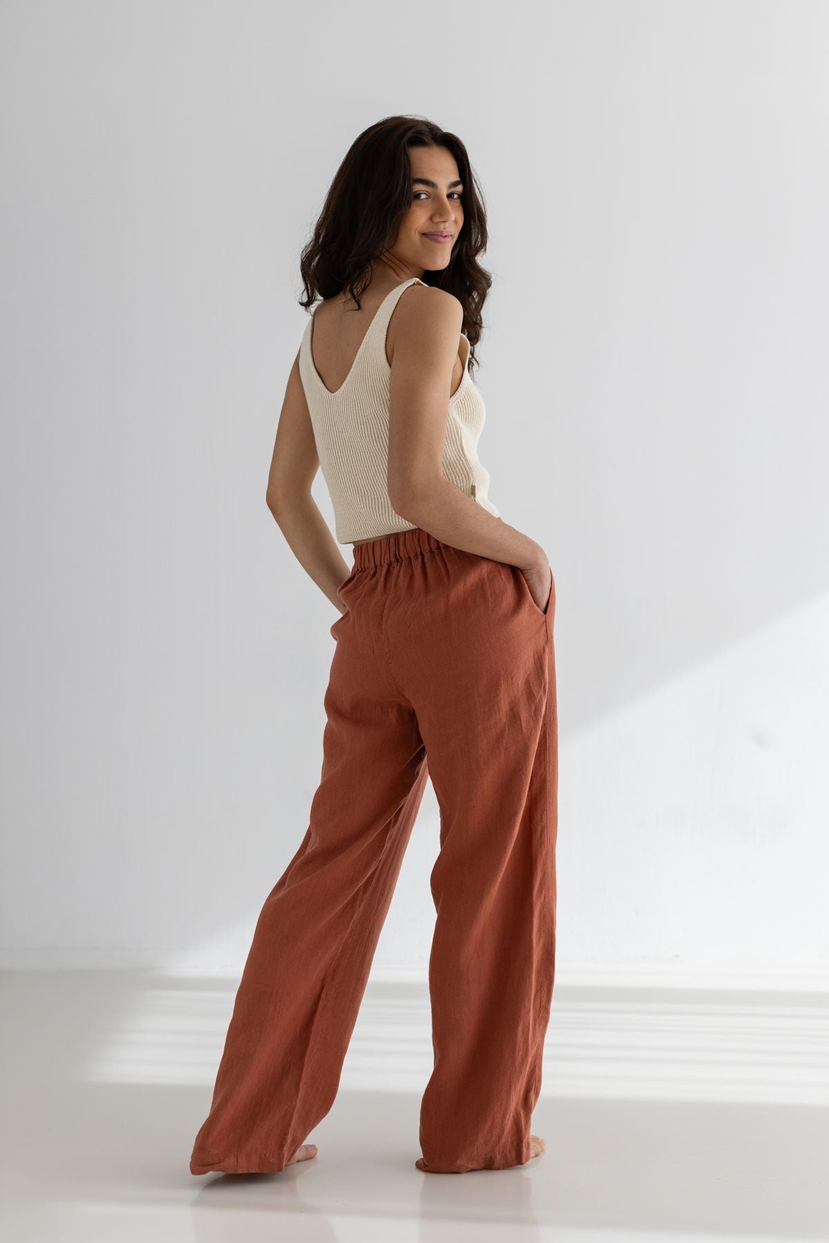 Poivre Linen Pants in Sienna - Image 5
