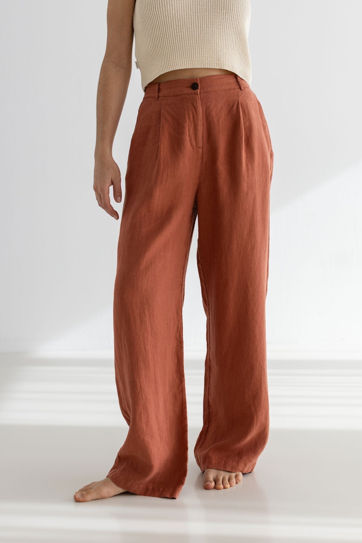 Poivre Linen Pants in Sienna - Image 2