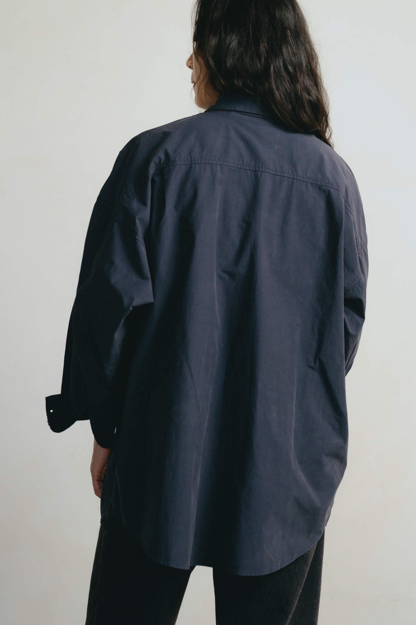 Rita Shirt, Organic Compact Poplin, Navy - Image 11