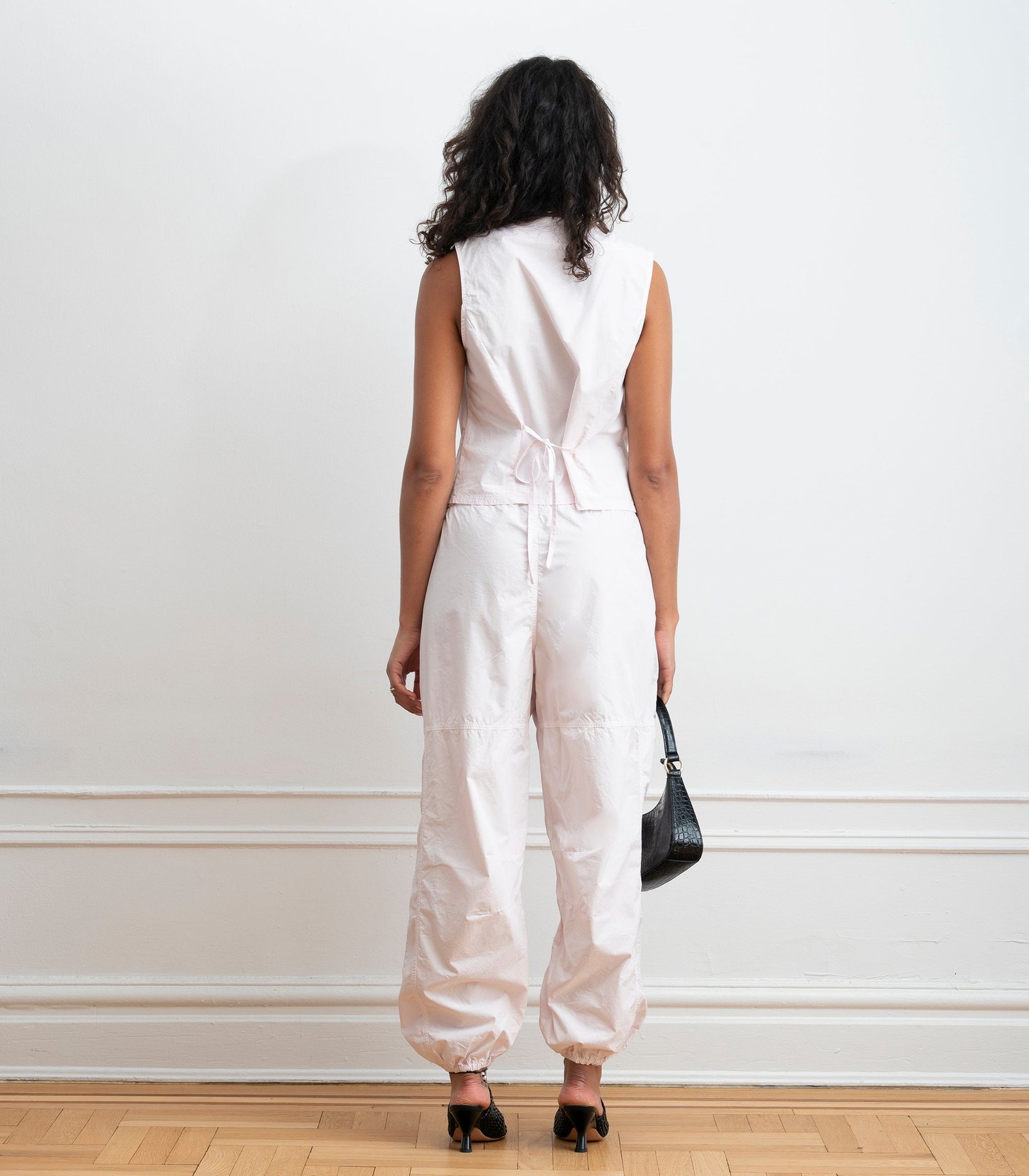 Hannah Cropped Tie Vest in Primrose - Image 2