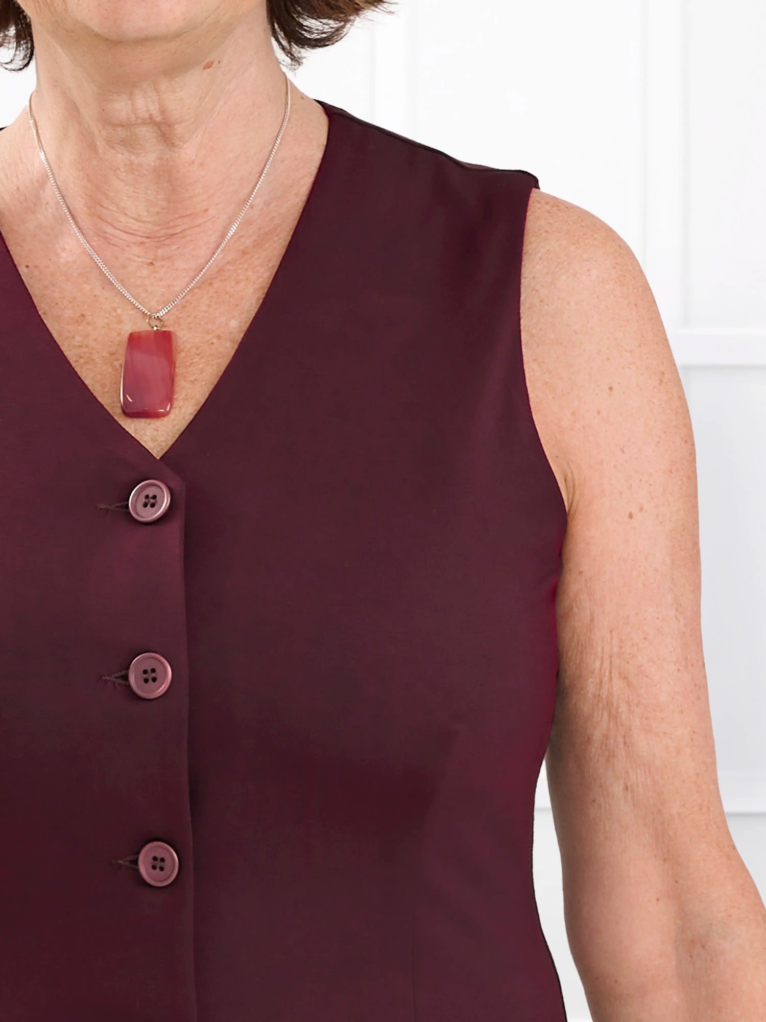 Alba tailored stretchy vest in Navy - Image 2