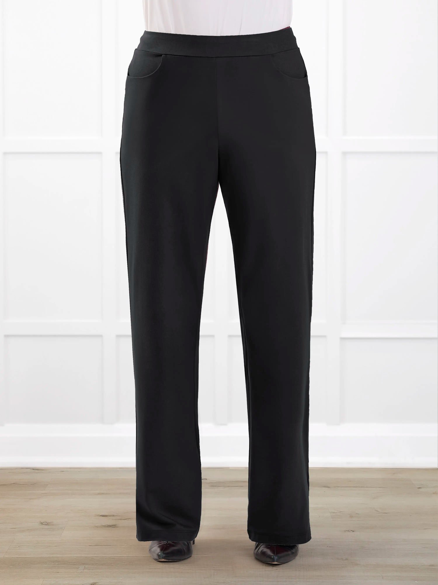 Avalynn mid-rise straight leg pant in Merlot - Image 10