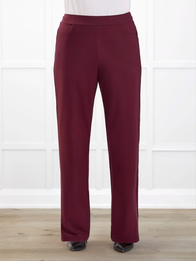 Avalynn mid-rise straight leg pant in Merlot