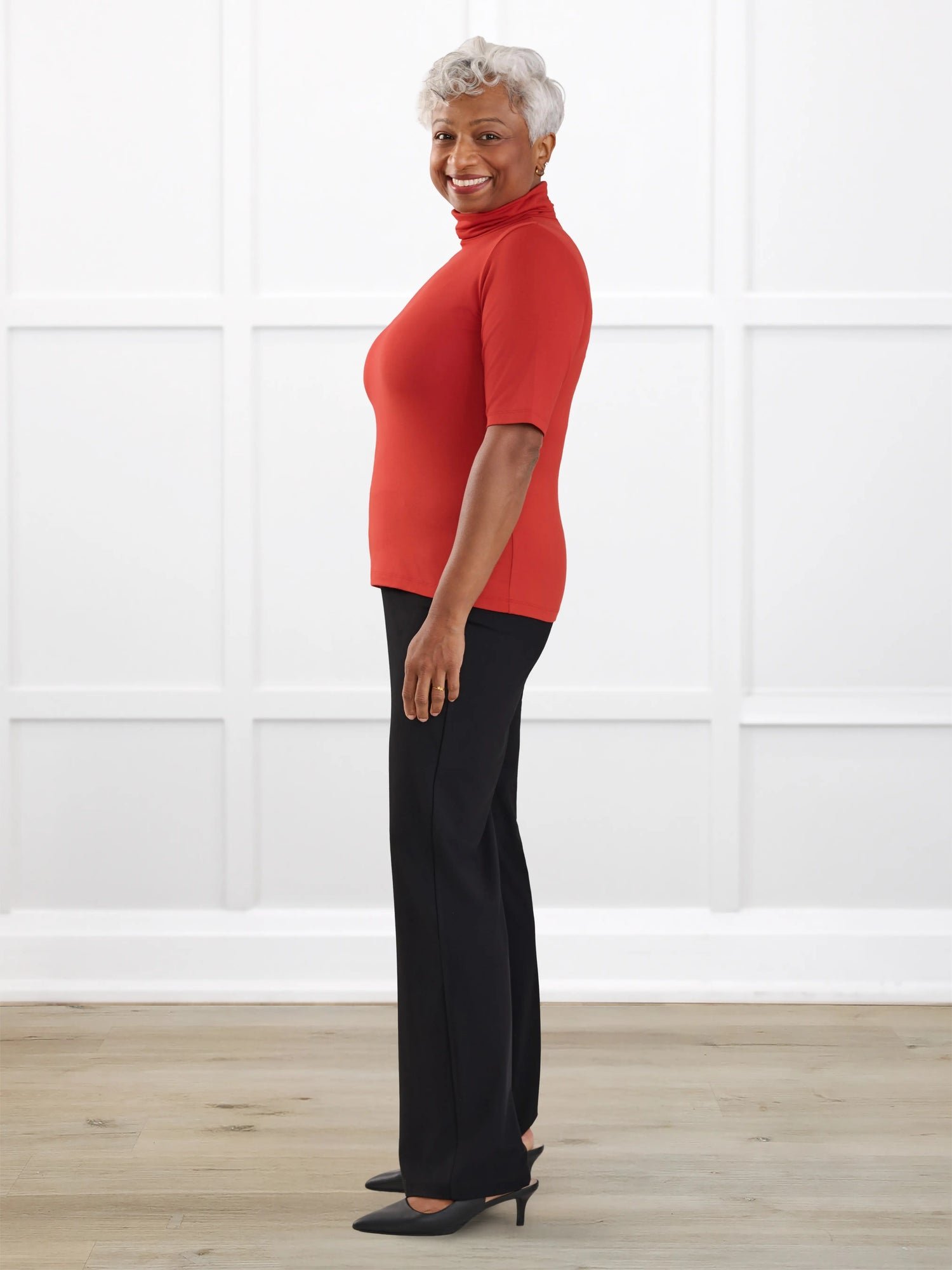 Avalynn mid-rise straight leg pant in Merlot - Image 13