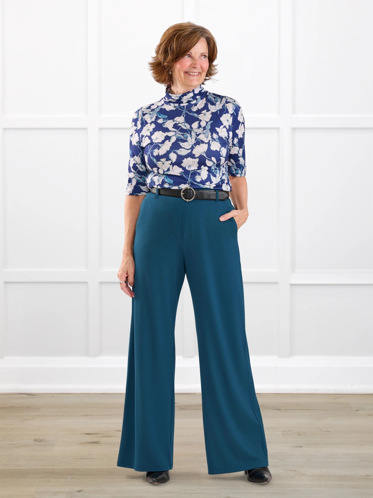 Samara wide leg pocket pant in Navy Blue - Image 5