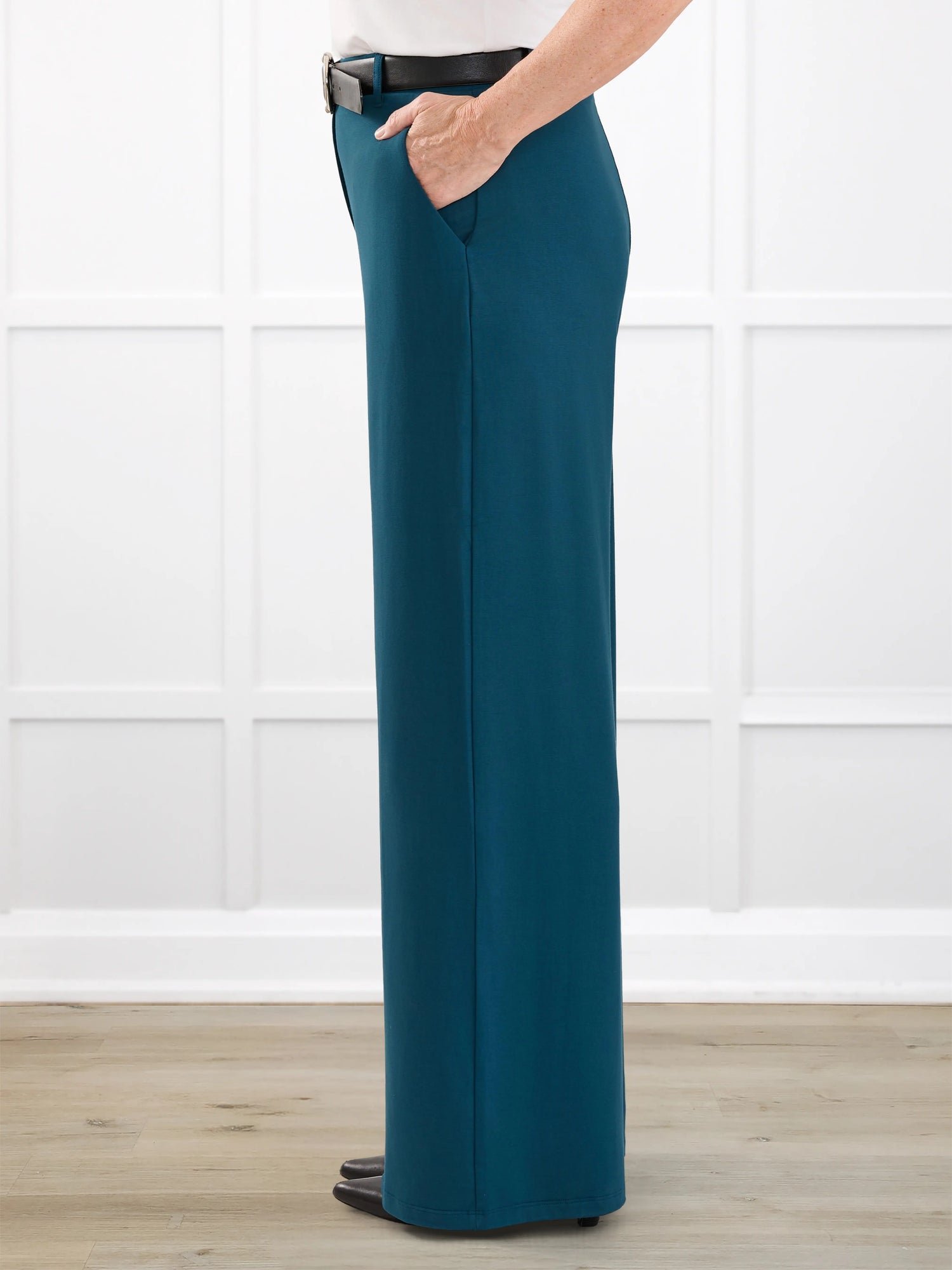 Samara wide leg pocket pant in Navy Blue - Image 4