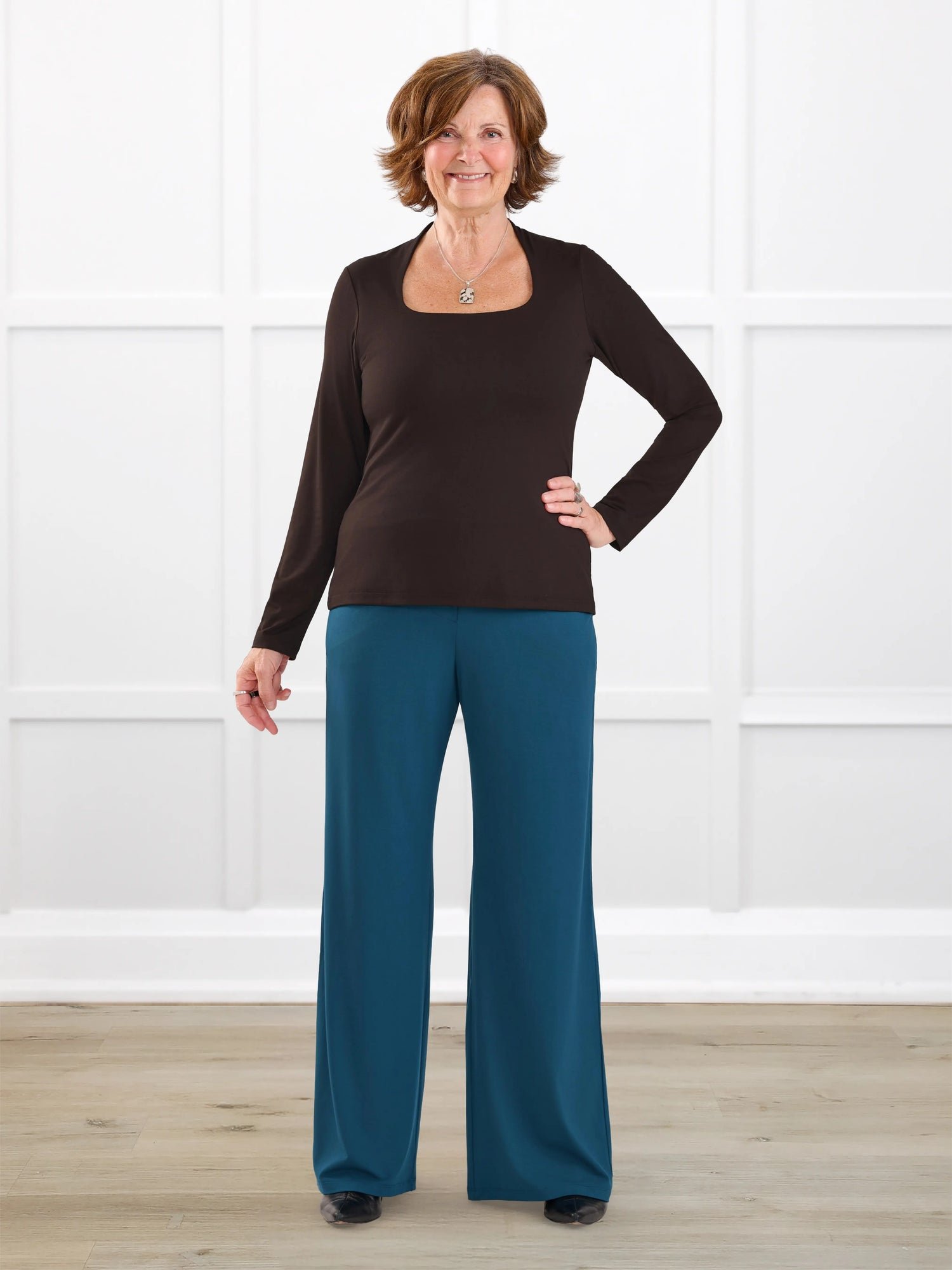 Samara wide leg pocket pant in Navy Blue - Image 6